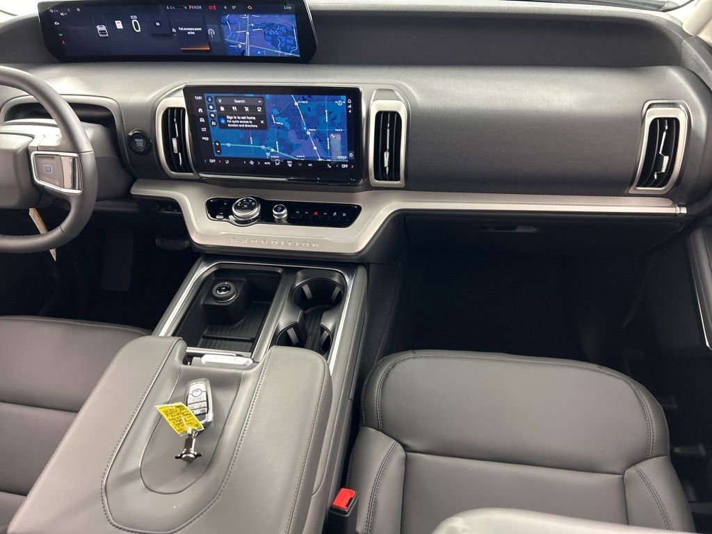 New 2026 Ford Expedition Active image 25