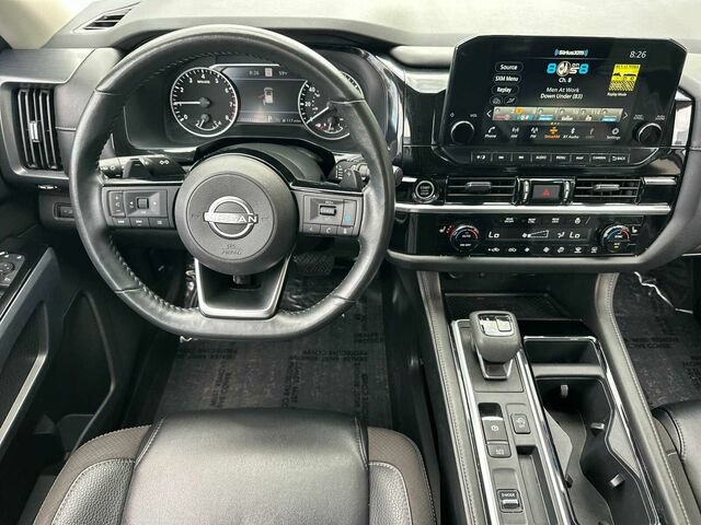 Used 2023 Nissan Pathfinder SL FWD image 17
