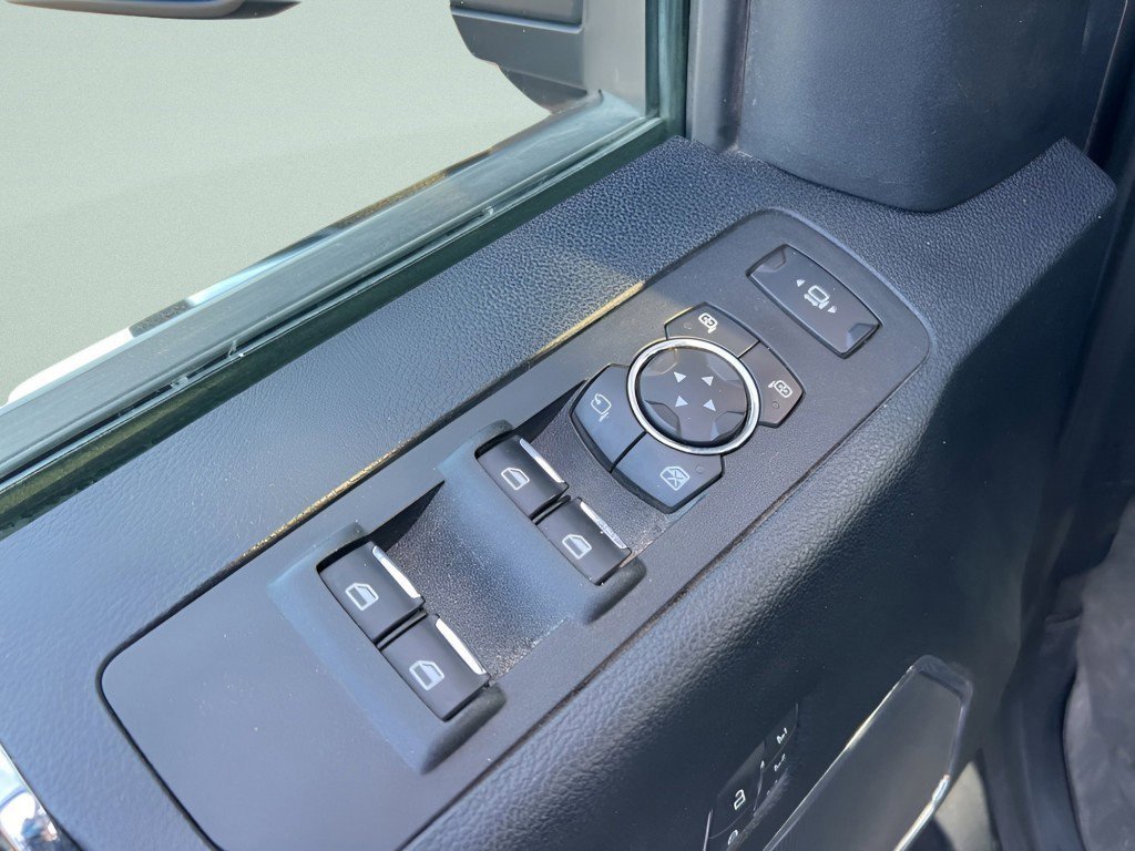 Used 2020 Ford F350 Platinum image 19