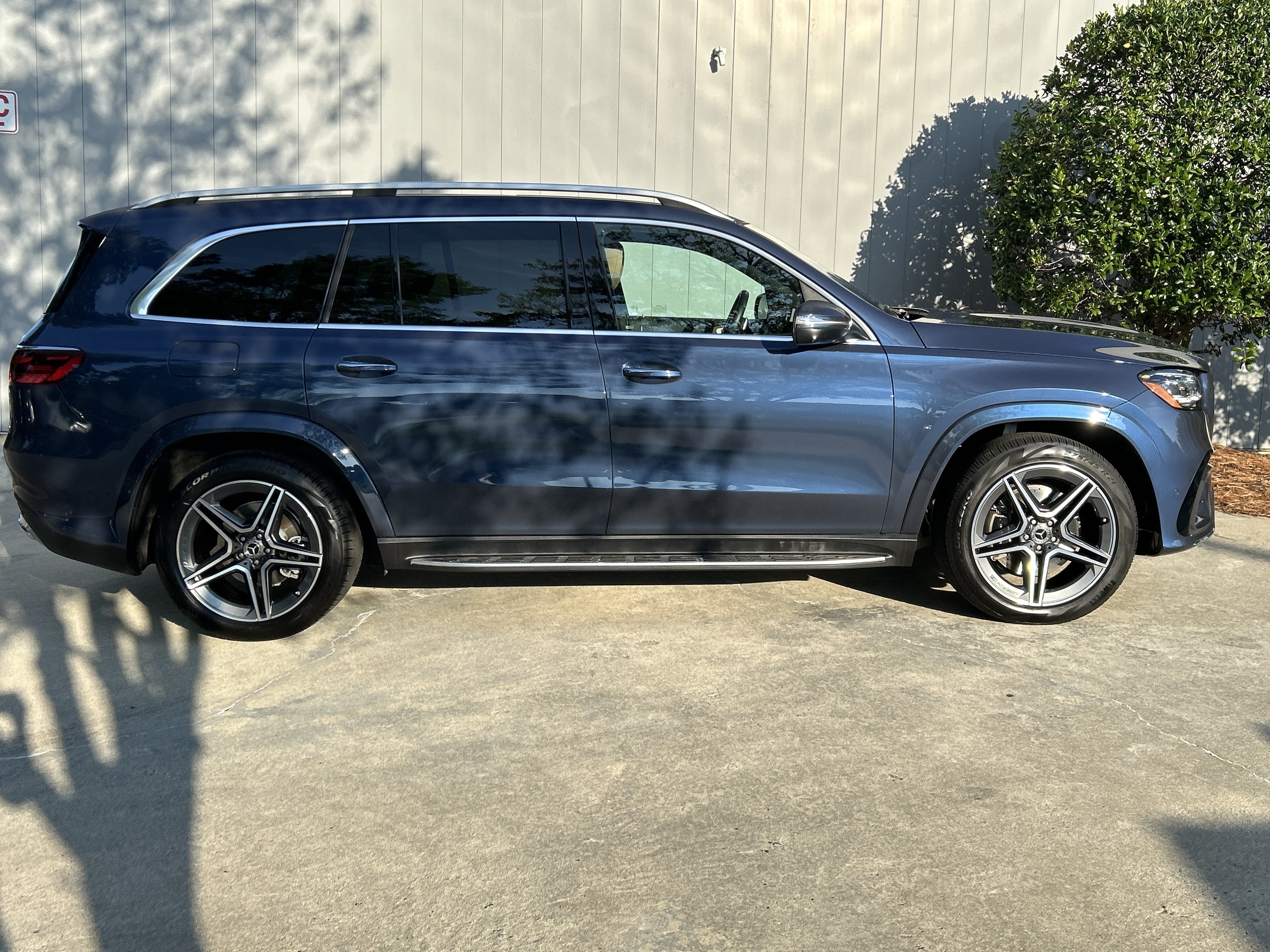 Certified 2024 Mercedes-Benz GLS 450 4MATIC image 5