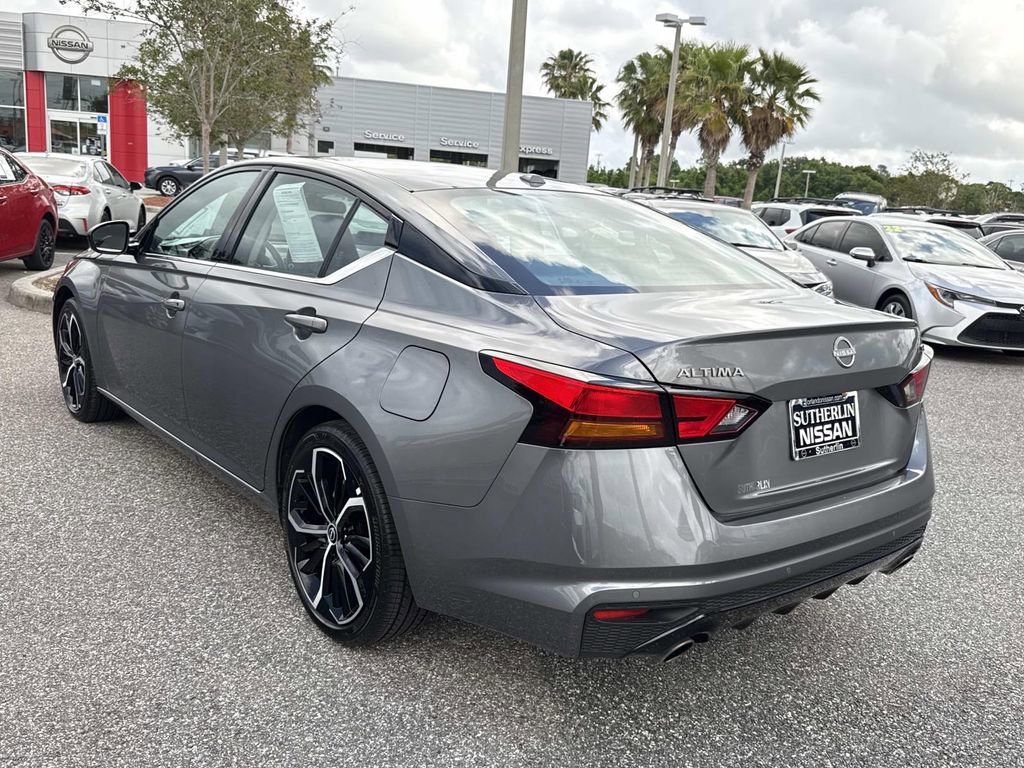 Certified 2025 Nissan Altima 2.5 SR FWD image 5