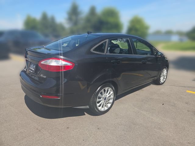 Used 2014 Ford Fiesta SE w/ Equipment Group 201A FWD image 5