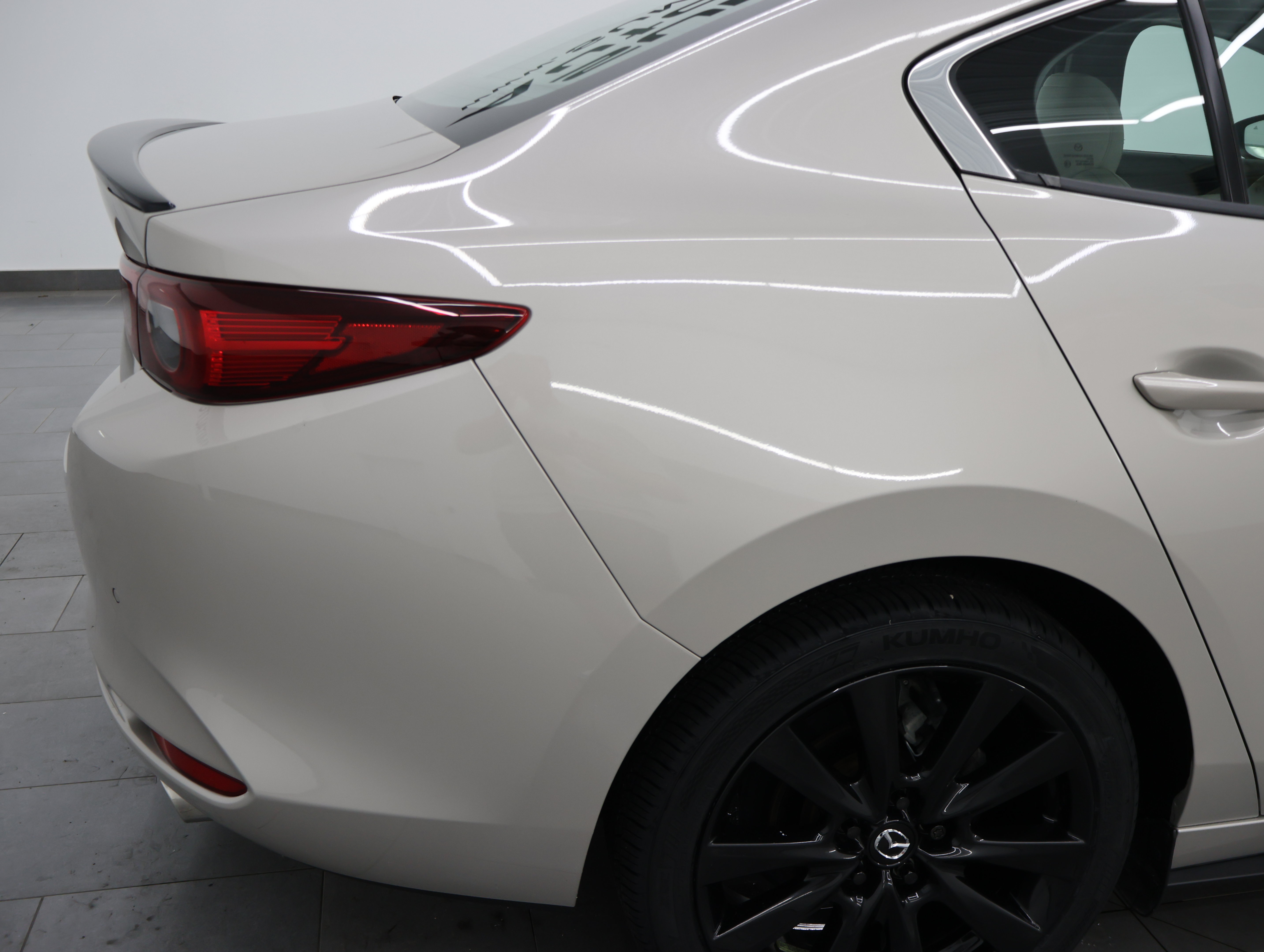 Used 2022 MAZDA MAZDA3 s AWD/4WD image 25