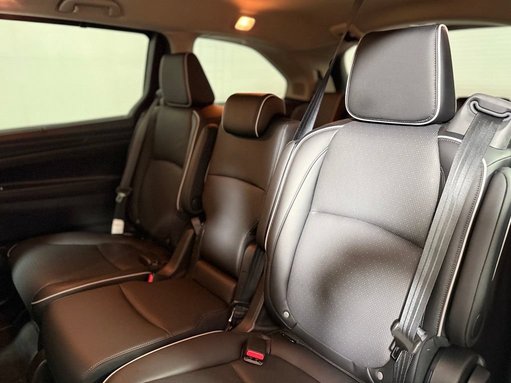 Used 2025 Honda Odyssey Elite image 24