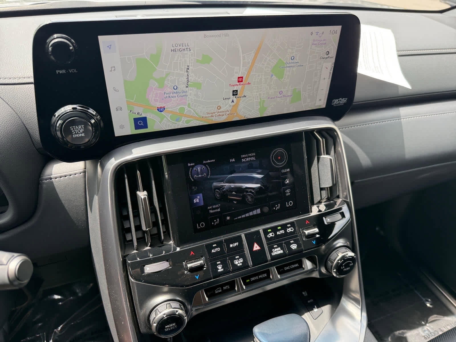 Used 2024 Lexus LX 600 4WD w/ Luxury Package image 20