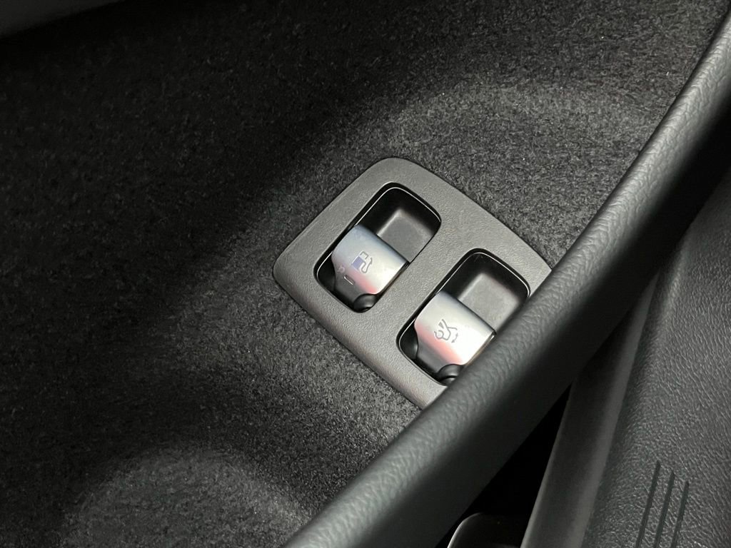 Used 2025 Mercedes-Benz E 53 AMG e 4MATIC Sedan image 23