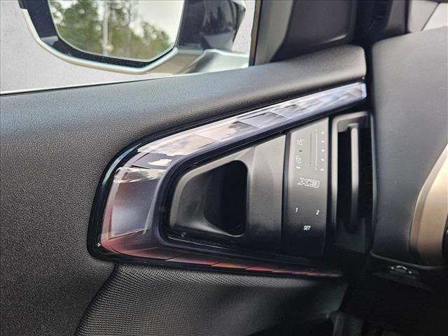 Certified 2025 BMW X3 xDrive30i w/ Premium Package image 23