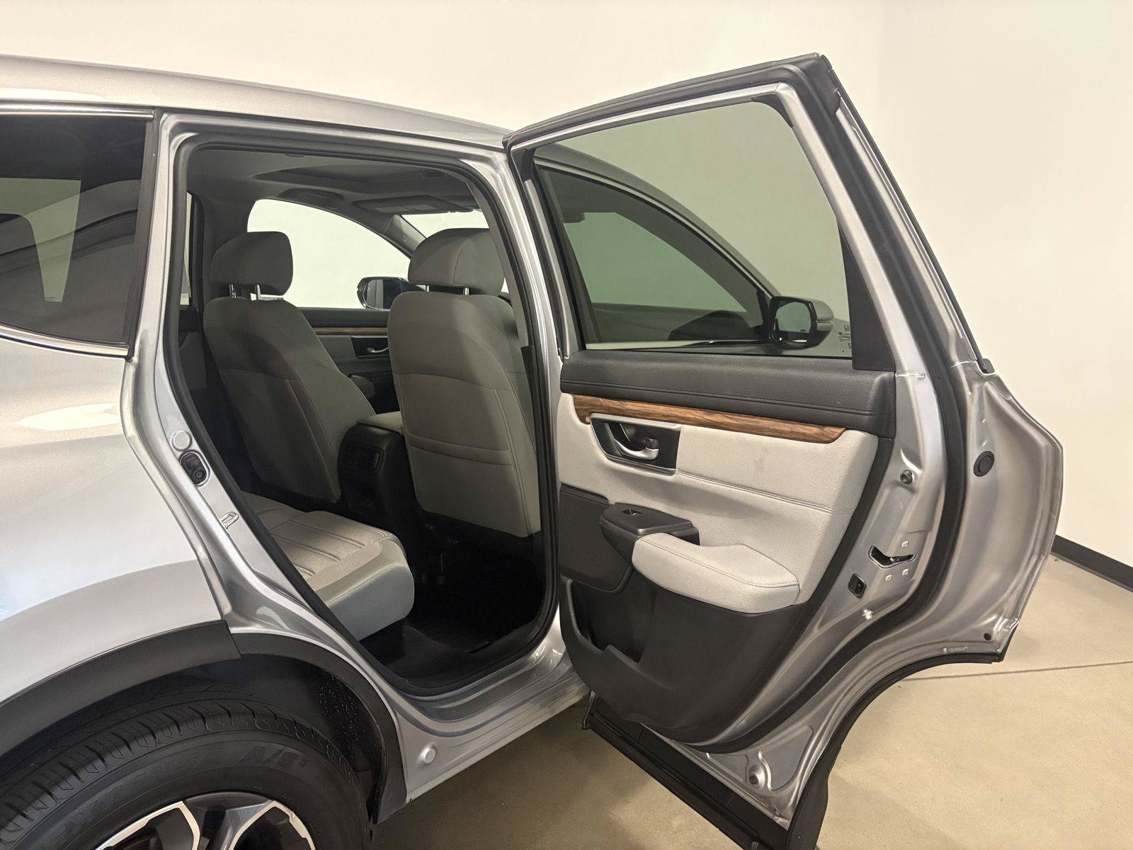 Used 2022 Honda CR-V EX image 35