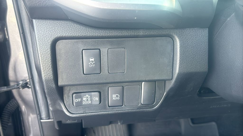 Used 2023 Toyota Tacoma SR5 image 15