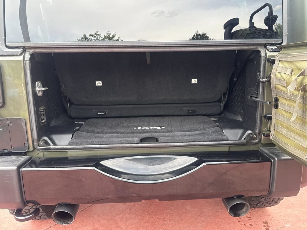 Used 2015 Jeep Wrangler Sport AWD/4WD image 9