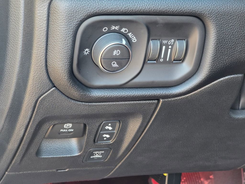 New 2026 RAM 1500 Big Horn AWD/4WD image 37