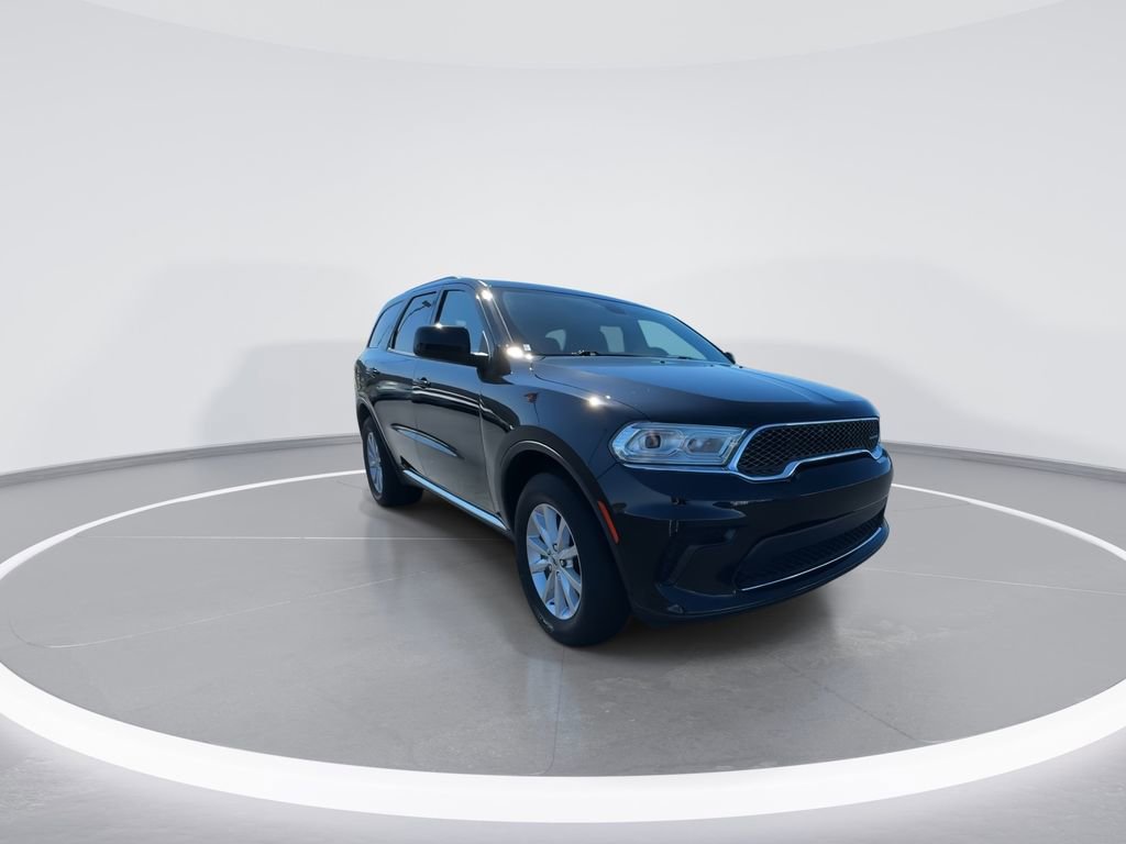 Used 2023 Dodge Durango SXT image 2