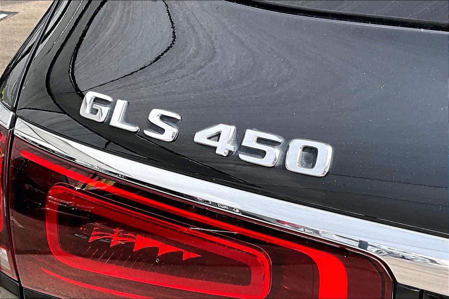 Used 2020 Mercedes-Benz GLS 450 4MATIC image 10