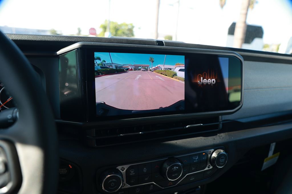 New 2026 Jeep Gladiator Sport image 19