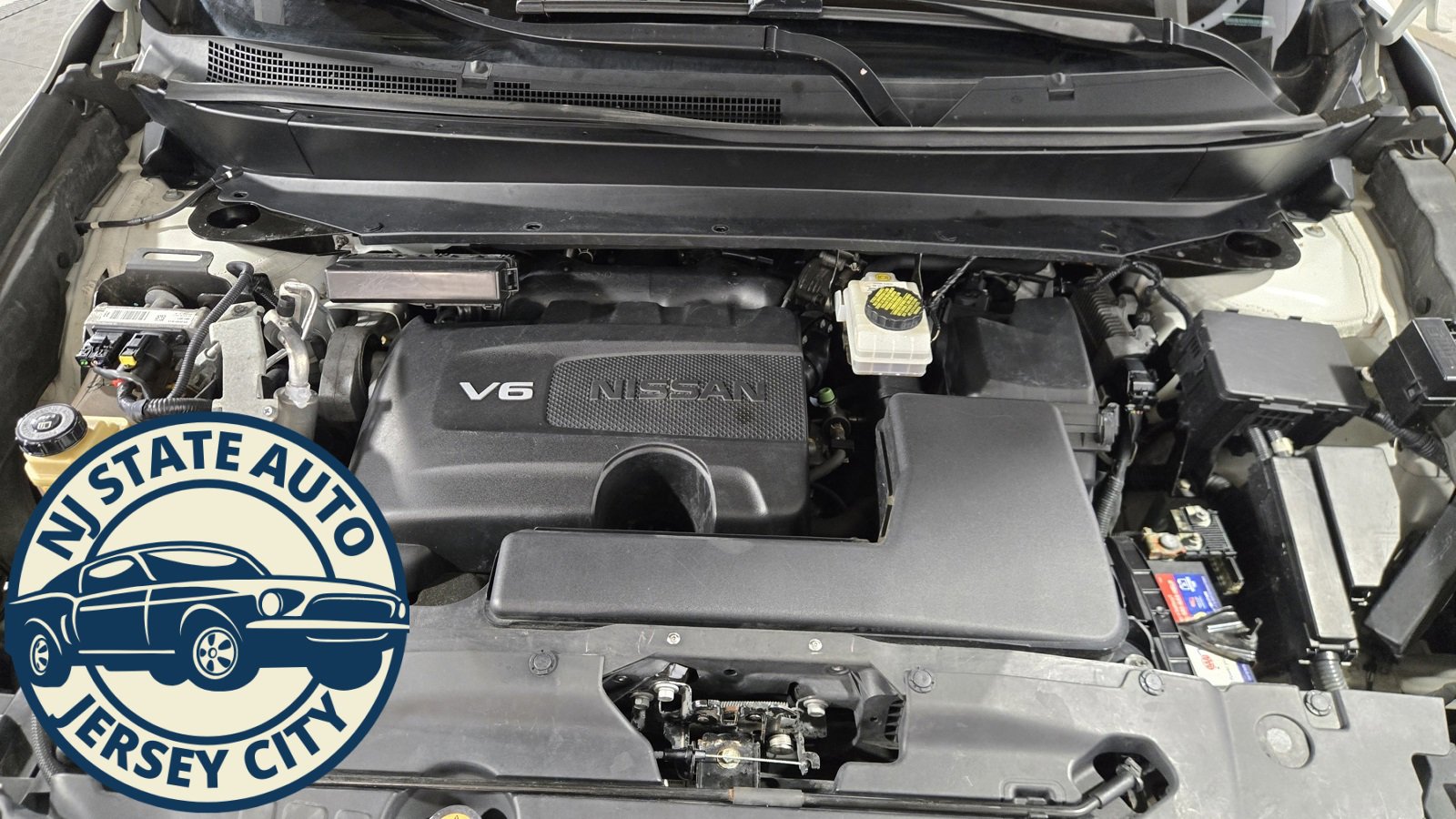 Used 2018 Nissan Pathfinder SL image 39