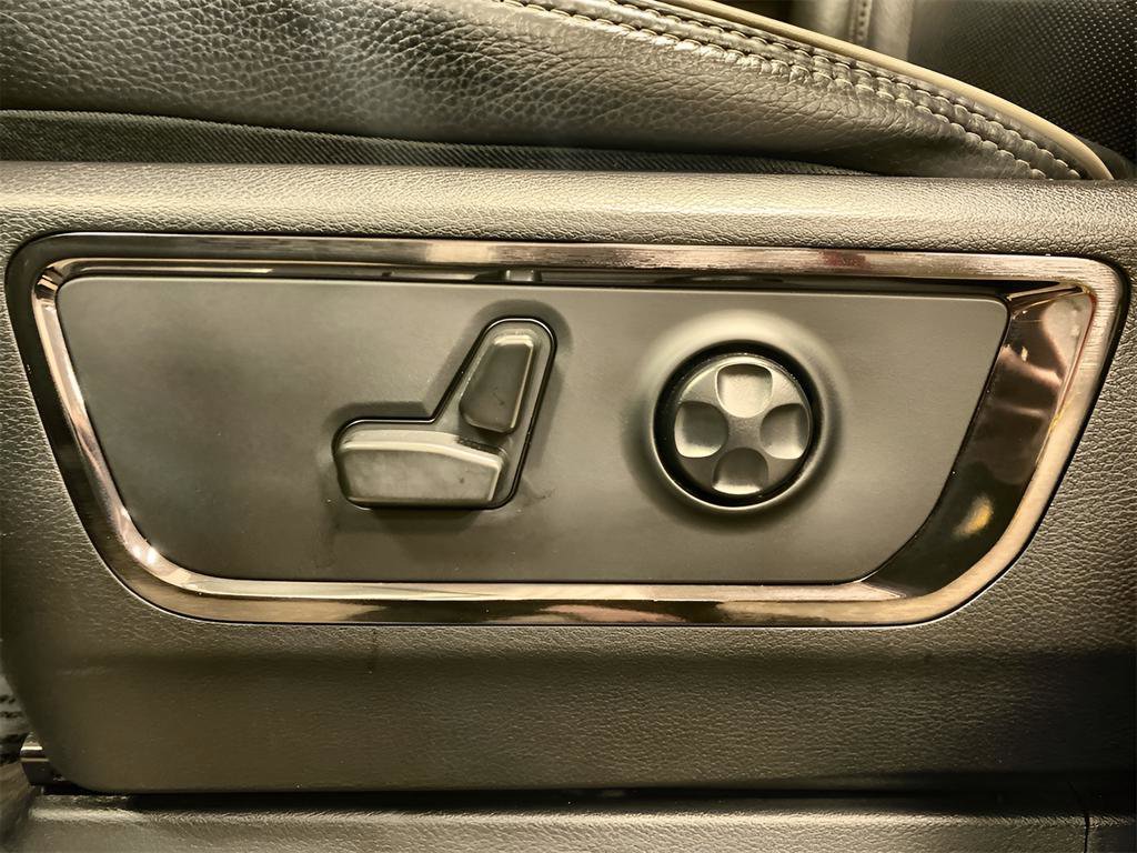 Used 2022 RAM 1500 Limited w/ Bed Utility Group image 6