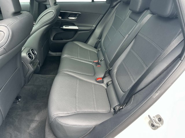 Certified 2026 Mercedes-Benz GLC 300 4MATIC image 11