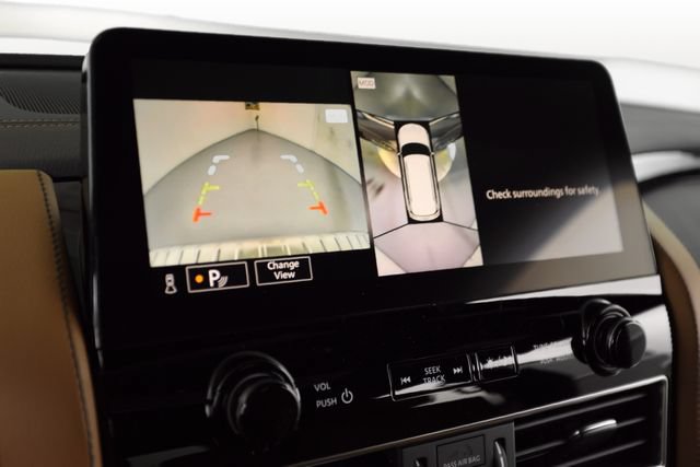 Used 2024 INFINITI QX80 Sensory AWD/4WD image 26