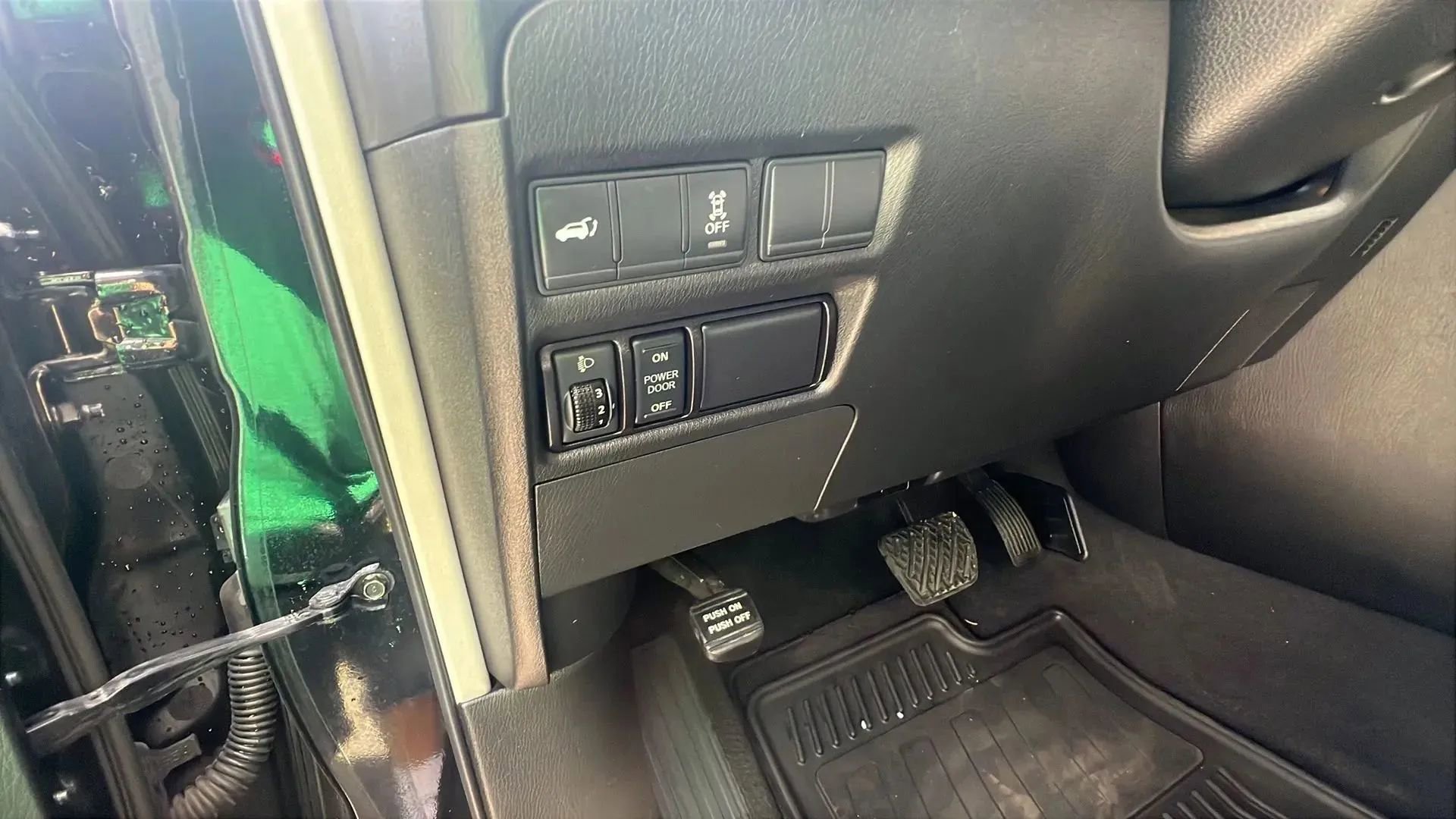 Used 2017 Nissan Armada SV w/ Driver Package image 27