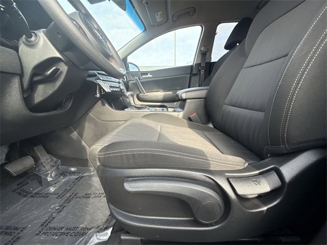 Used 2021 Kia Sportage LX image 12