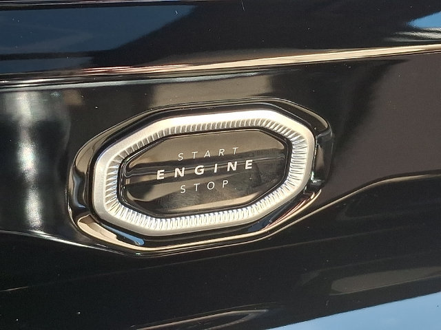 New 2027 Jeep Grand Cherokee Limited AWD/4WD image 17