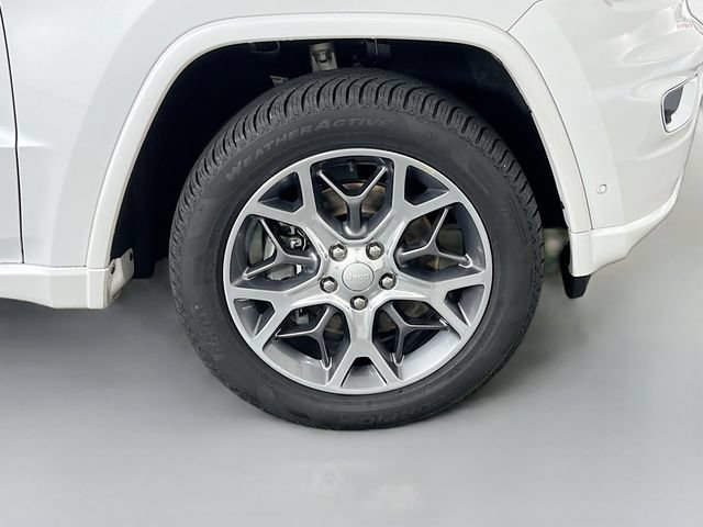 Used 2021 Jeep Grand Cherokee Overland AWD/4WD image 39