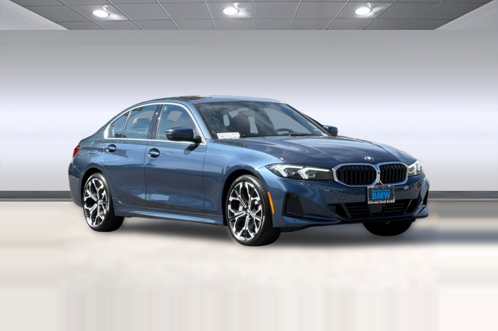 Used 2026 BMW 330i Sedan w/ Premium Package RWD image 7