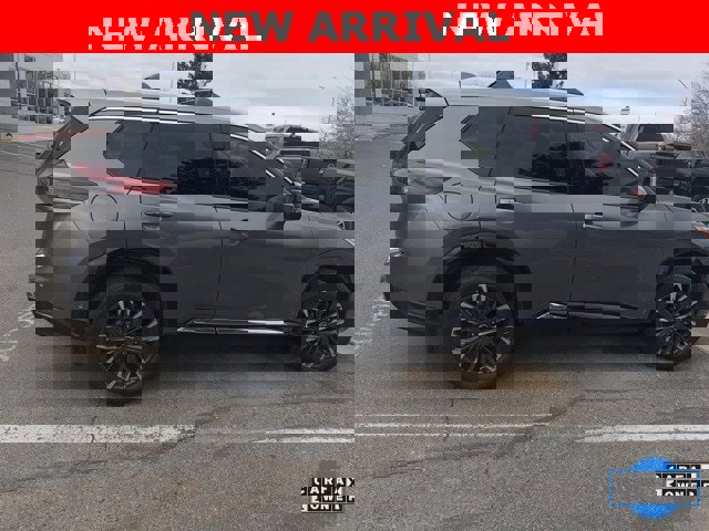 Used 2026 Nissan Rogue Platinum w/ Platinum Premium Package image 8