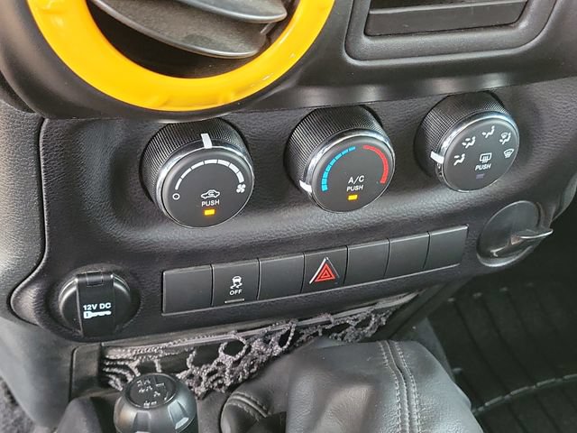 Used 2015 Jeep Wrangler Sport AWD/4WD image 11