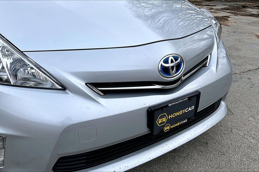 Used 2012 Toyota Prius V Three image 30