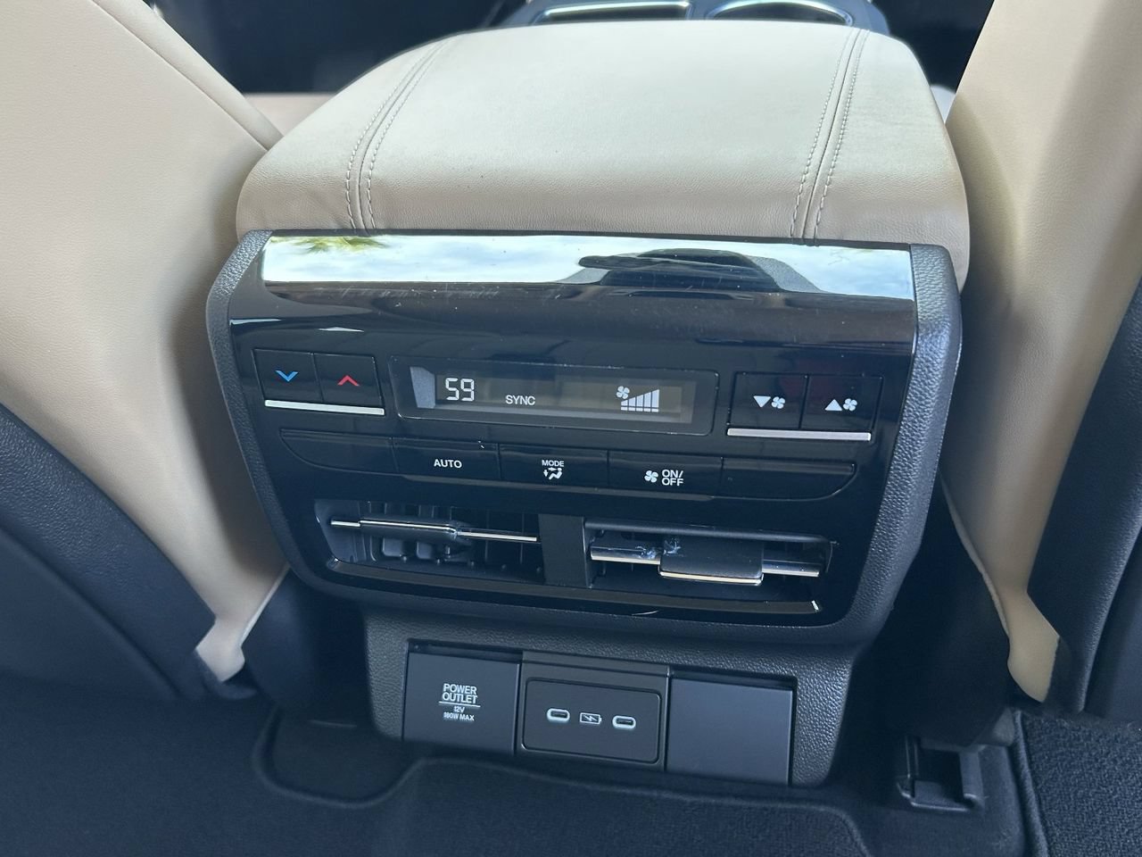 Certified 2025 Acura MDX FWD w/ Technology Package image 16