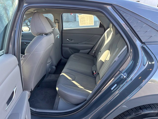 Used 2025 Hyundai Elantra Sport FWD image 12