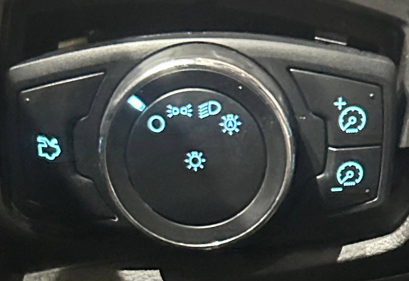 Used 2013 Ford Focus SE FWD image 56