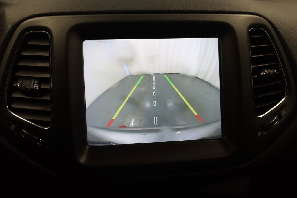 Certified 2019 Jeep Compass Trailhawk w/ Safety & Security Group image 13