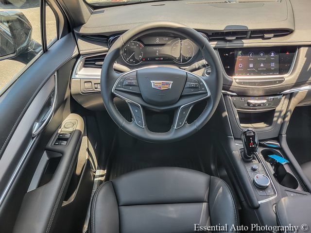 Certified 2024 Cadillac XT5 Luxury w/ LPO, Floor Liner Package AWD/4WD image 19