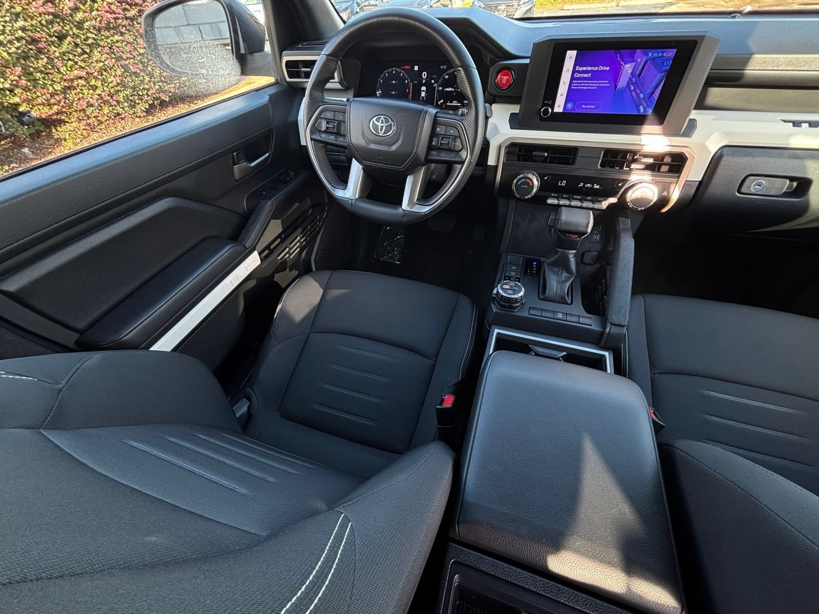 Used 2024 Toyota Tacoma 4x4 Double Cab image 33