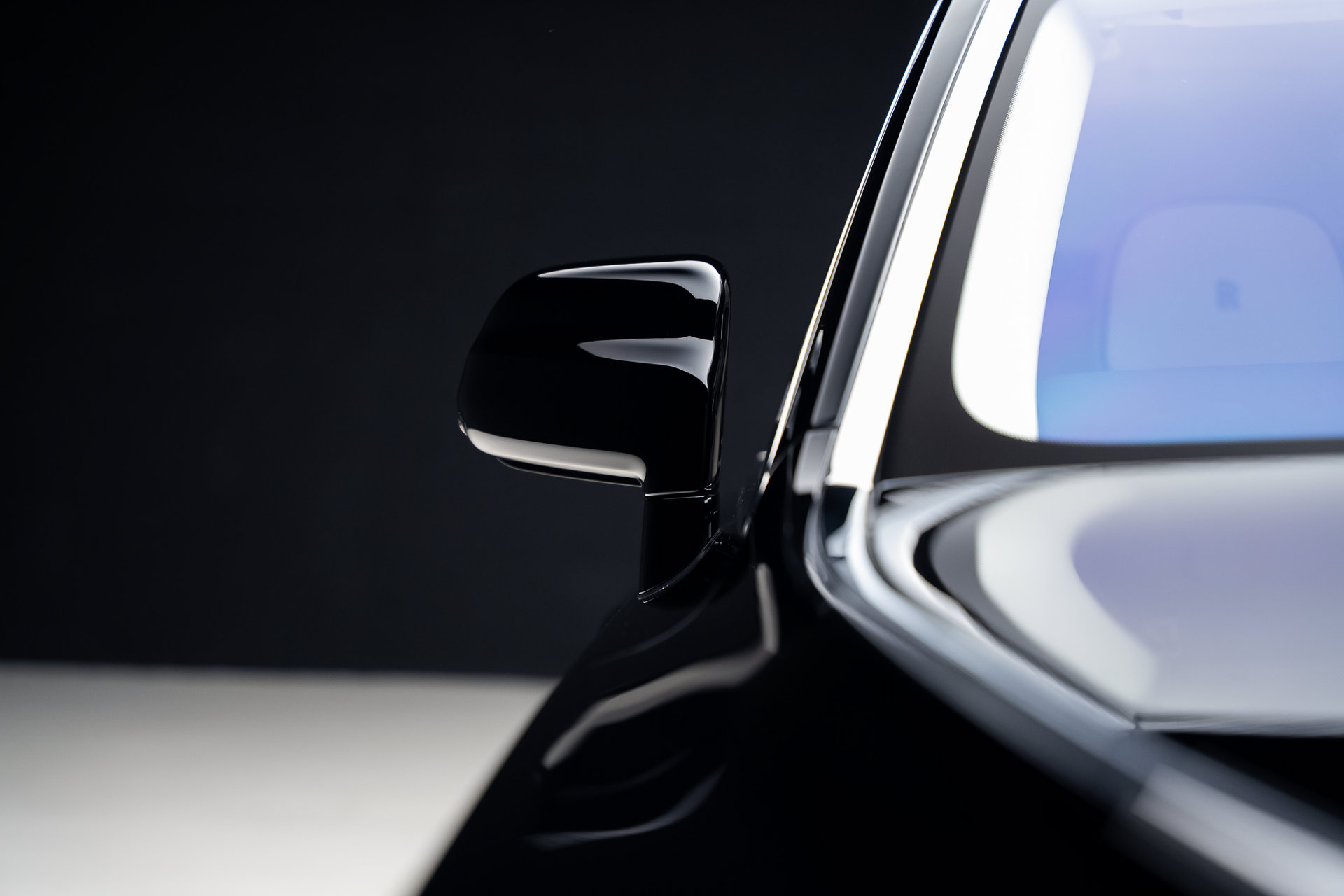 Used 2024 Rolls-Royce Phantom Extended Wheelbase RWD image 15