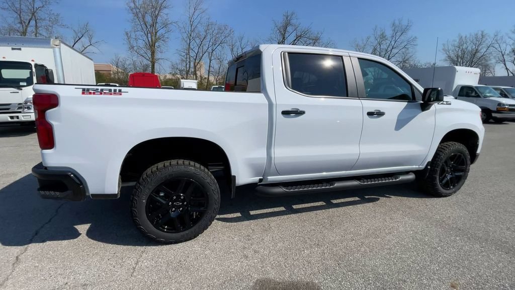 New 2026 Chevrolet Silverado 1500 LT Trail Boss w/ Convenience Package II AWD/4WD image 2