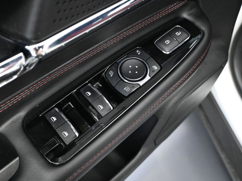 Used 2023 Lincoln Corsair Reserve w/ Jet Appearance Package AWD/4WD image 19