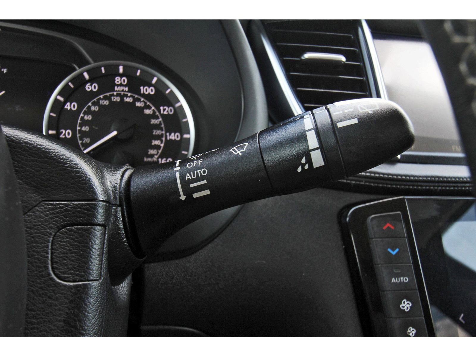 Used 2019 INFINITI QX50 Essential w/ Proassist Package image 21