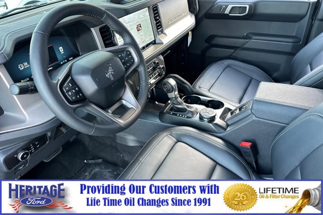 New 2026 Ford Bronco Outer Banks w/ Sasquatch Package image 10