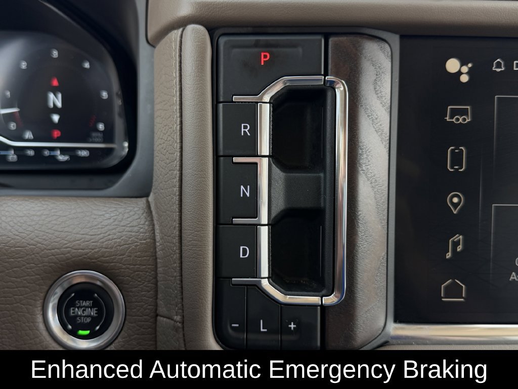 Used 2024 GMC Yukon XL Denali RWD image 19