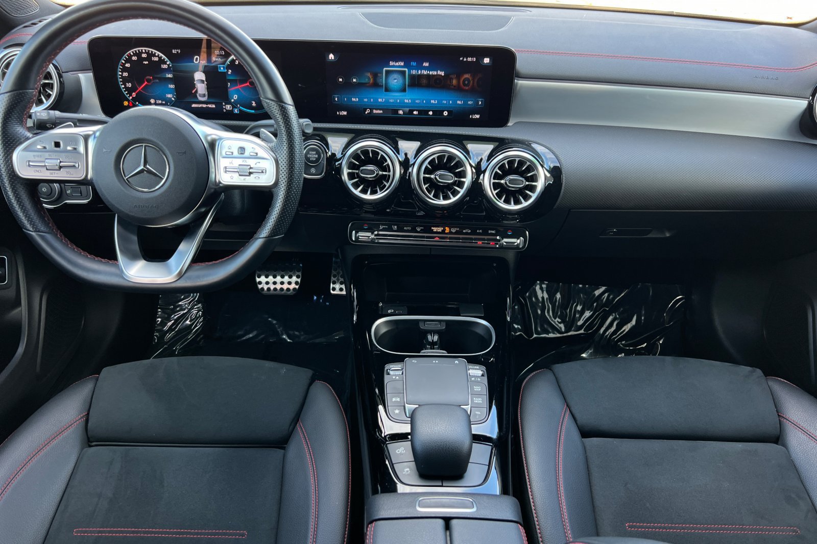 Used 2023 Mercedes-Benz CLA 35 AMG 4MATIC image 3