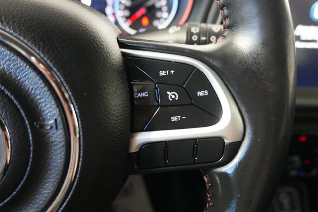 Used 2020 Jeep Compass Trailhawk w/ Cold Weather Group AWD/4WD image 16