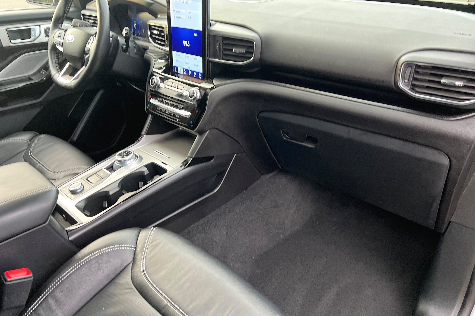 Used 2022 Ford Explorer ST w/ Equipment Group 401A image 16