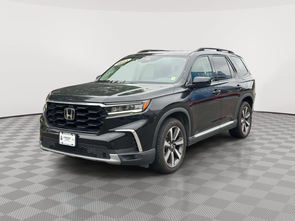Used 2023 Honda Pilot Touring image 7