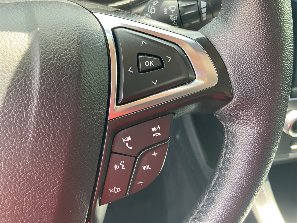 Used 2024 Ford Edge Titanium image 17