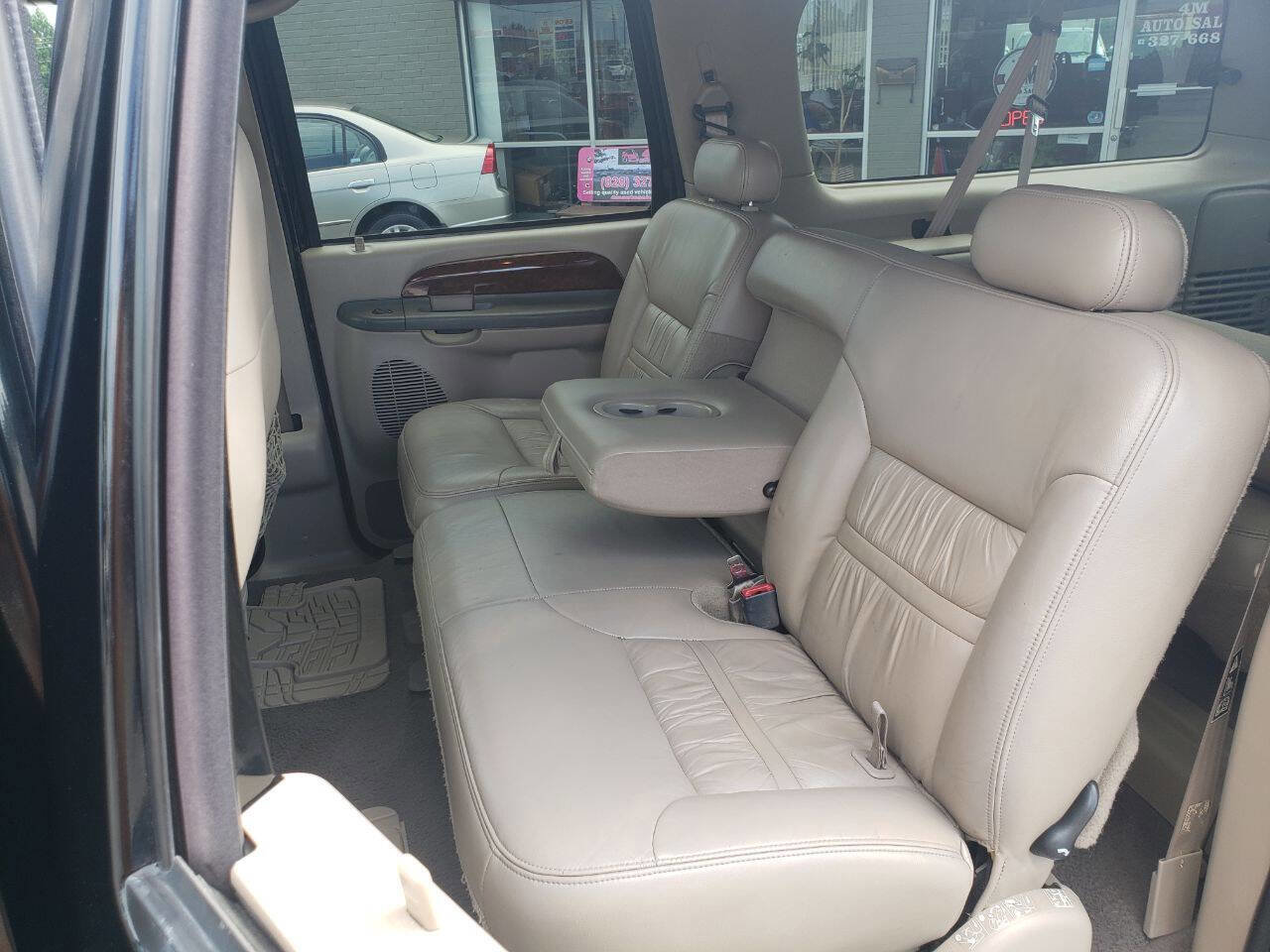 Used 2000 Ford Excursion Limited image 12