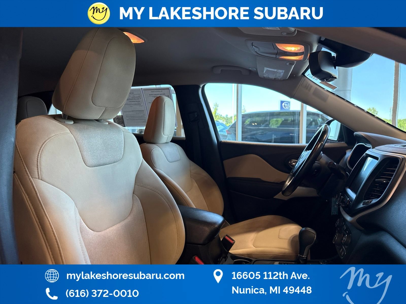 Used 2018 Jeep Cherokee Latitude AWD/4WD image 33