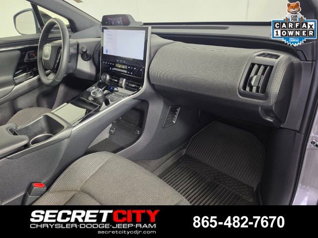 Used 2023 Toyota bZ4X XLE w/ Weather Package FWD image 31